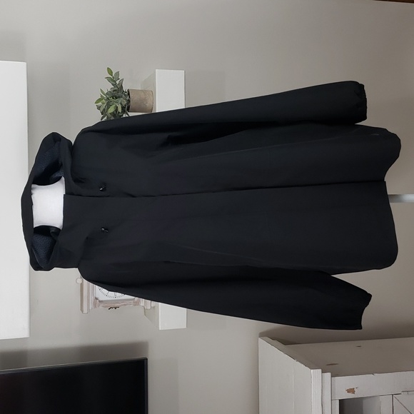 Lands' End Hooded Black Rain Jacket - Picture 2 of 15